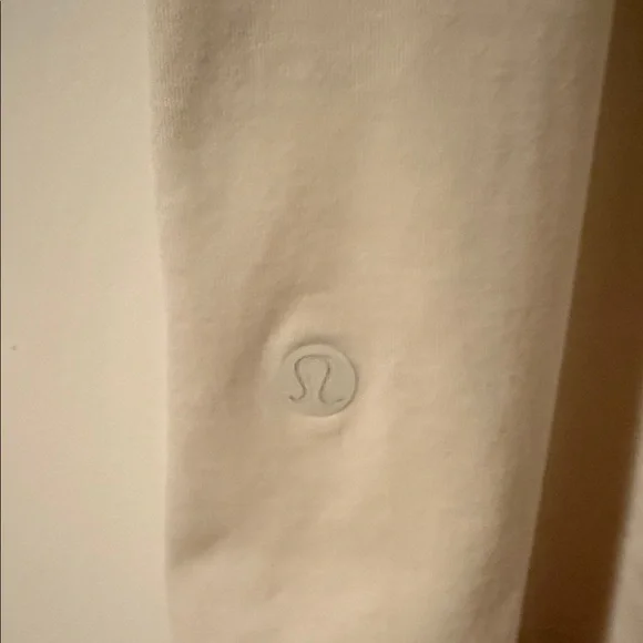 lululemon athletica Beige Short Sleeve Tee - Picture 4 of 4